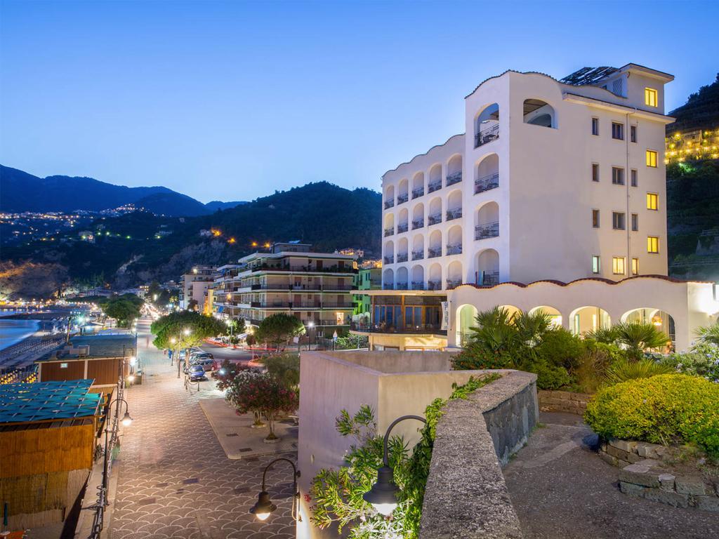 Hotel Sole Splendid Maiori Exteriér fotografie